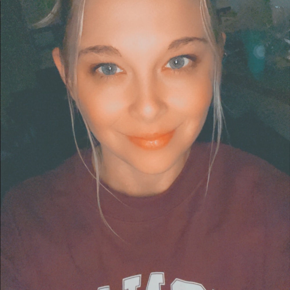 Meet your Posher, Samantha